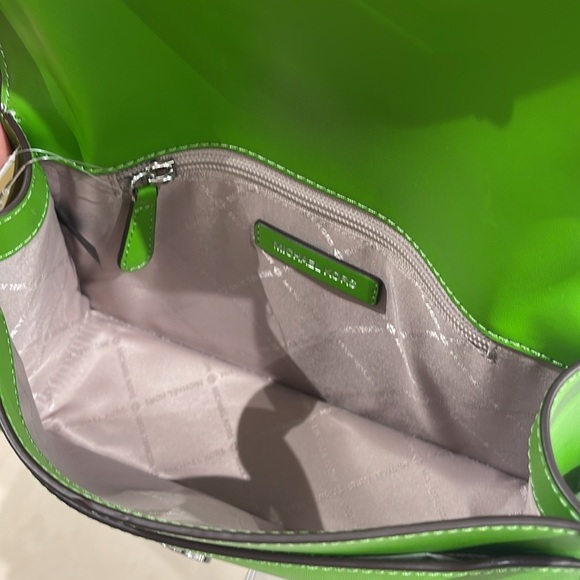 Michael Kors Greenwich Medium Saffiano Leather Satchel Crossbody Shoulde… - Picture 13 of 16